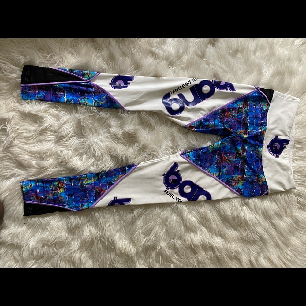 Trendy leggings